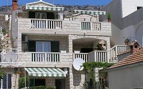Villa Senjkovic - Apartments With Balcony And Sea View